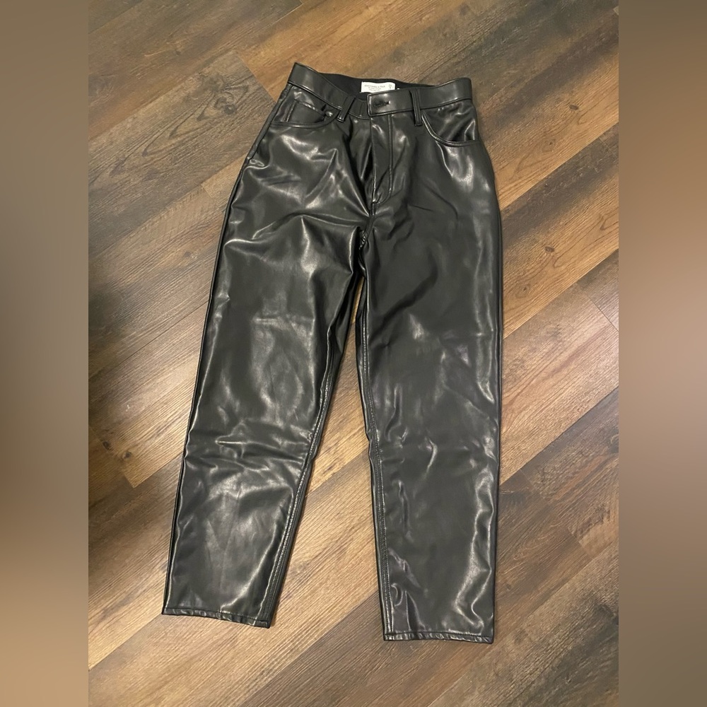 Abercrombie curve love leather pants